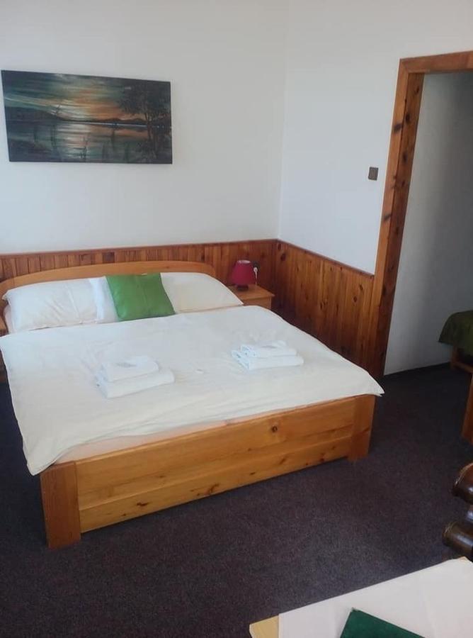 Hotel Garni Belveder هرينسكو المظهر الخارجي الصورة